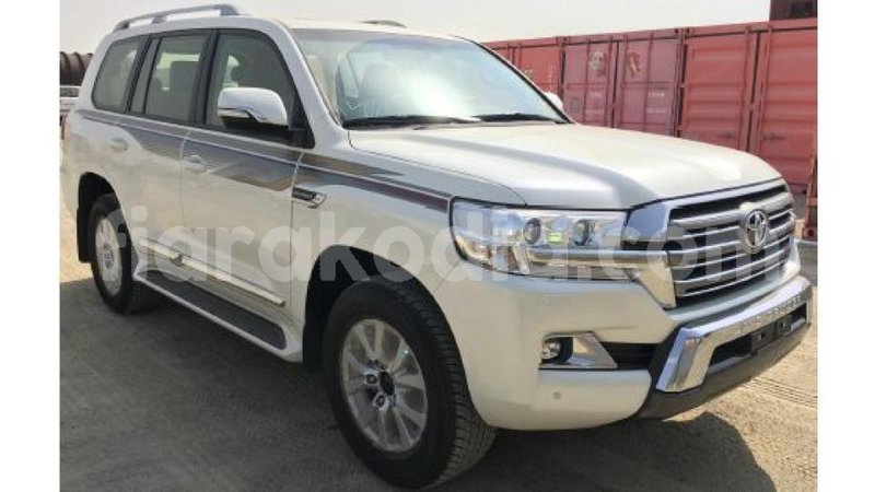 Big with watermark toyota land cruiser diana import dubai 4494