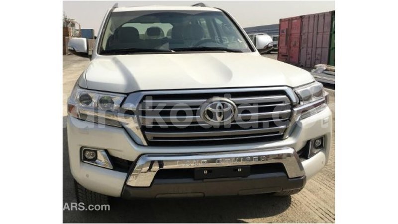 Big with watermark toyota land cruiser diana import dubai 4494