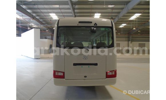 Acheter Import Voiture Abarth 595 Blanc à Import - Dubai, Diana Acheter Import Voiture Abarth 595 Blanc à Import - Dubai, Diana