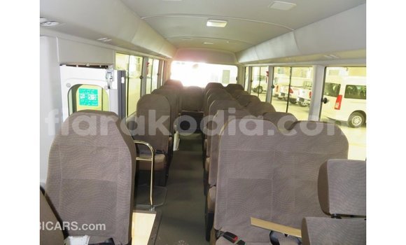 Hividy Toyota Coaster fotsy Car in Import - Dubai in Diana Hividy Toyota Coaster fotsy Car in Import - Dubai in Diana