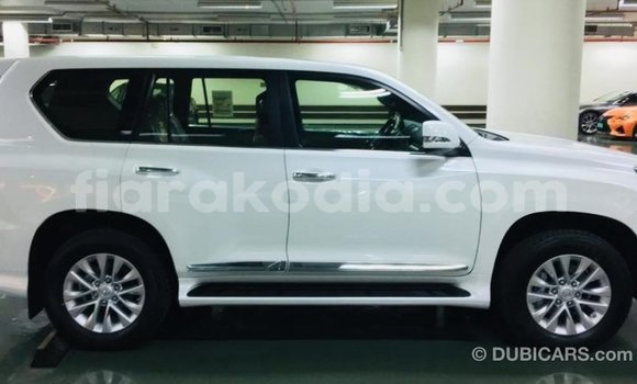Acheter Import Voiture Lexus GX Blanc à Import - Dubai, Diana Acheter Import Voiture Lexus GX Blanc à Import - Dubai, Diana