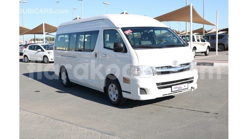 Big with watermark toyota hiace diana import dubai 4520