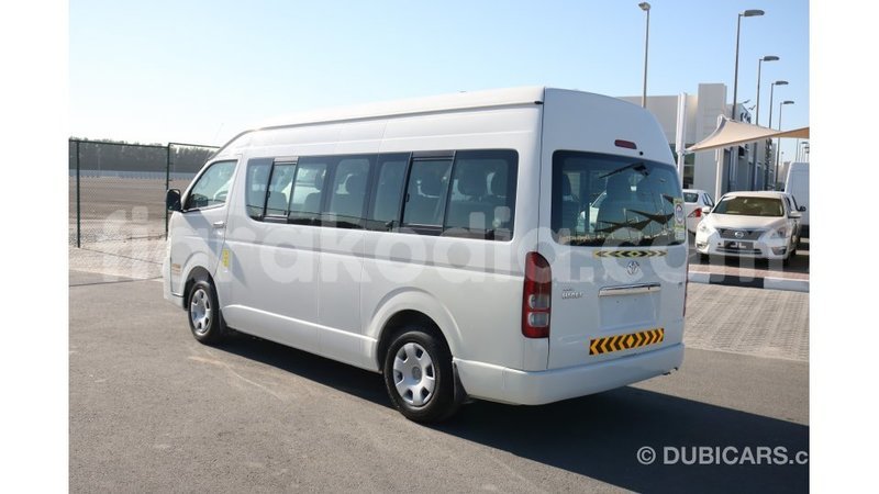 Big with watermark toyota hiace diana import dubai 4520