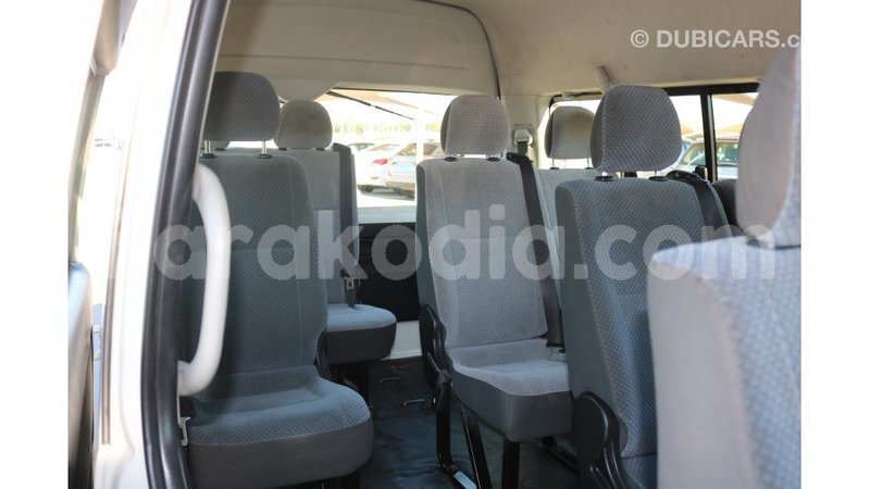 Big with watermark toyota hiace diana import dubai 4520