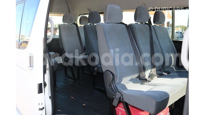 Big with watermark toyota hiace diana import dubai 4520