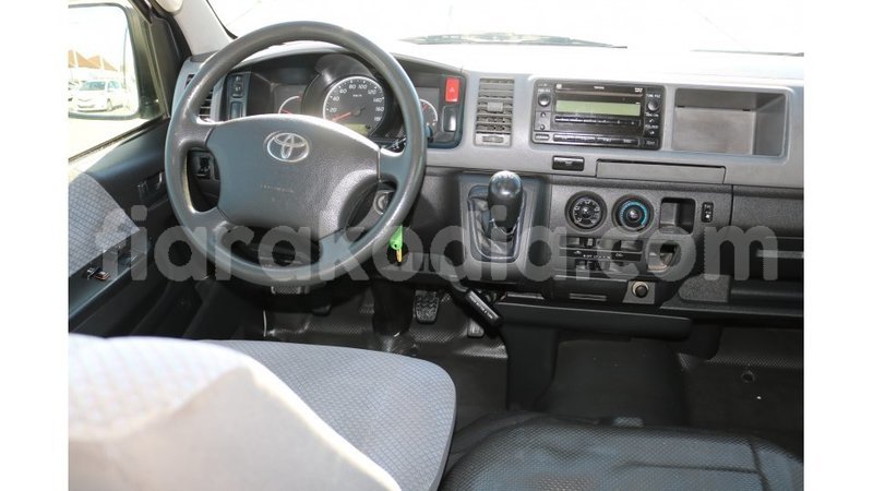Big with watermark toyota hiace diana import dubai 4520