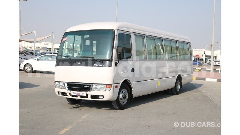 Big with watermark mitsubishi carisma diana import dubai 4525