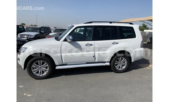 Hividy Mitsubishi Pajero fotsy Car in Import - Dubai in Diana Hividy Mitsubishi Pajero fotsy Car in Import - Dubai in Diana