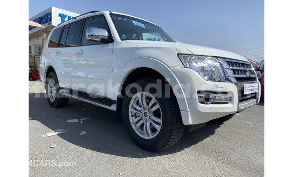 Hividy Mitsubishi Pajero fotsy Car in Import - Dubai in Diana Hividy Mitsubishi Pajero fotsy Car in Import - Dubai in Diana