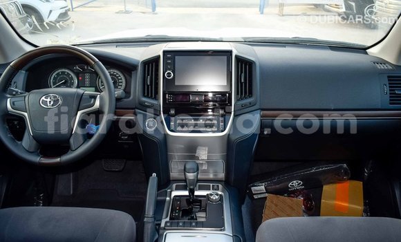 Acheter Import Voiture Toyota Land Cruiser Autre à Import - Dubai, Diana Acheter Import Voiture Toyota Land Cruiser Autre à Import - Dubai, Diana