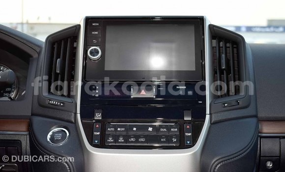 Acheter Import Voiture Toyota Land Cruiser Autre à Import - Dubai, Diana Acheter Import Voiture Toyota Land Cruiser Autre à Import - Dubai, Diana