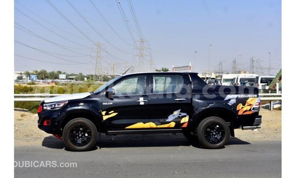 Acheter Import Voiture Toyota Hilux Noir à Import - Dubai, Diana Acheter Import Voiture Toyota Hilux Noir à Import - Dubai, Diana
