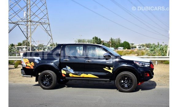 Acheter Import Voiture Toyota Hilux Noir à Import - Dubai, Diana Acheter Import Voiture Toyota Hilux Noir à Import - Dubai, Diana