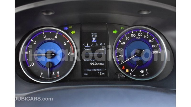 Big with watermark toyota hilux diana import dubai 4550