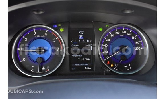 Acheter Import Voiture Toyota Hilux Noir à Import - Dubai, Diana Acheter Import Voiture Toyota Hilux Noir à Import - Dubai, Diana