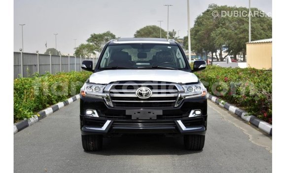 Acheter Import Voiture Toyota Land Cruiser Noir à Import - Dubai, Diana Acheter Import Voiture Toyota Land Cruiser Noir à Import - Dubai, Diana