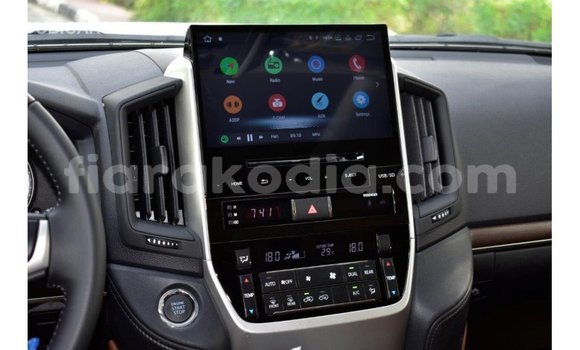 Acheter Import Voiture Toyota Land Cruiser Noir à Import - Dubai, Diana Acheter Import Voiture Toyota Land Cruiser Noir à Import - Dubai, Diana