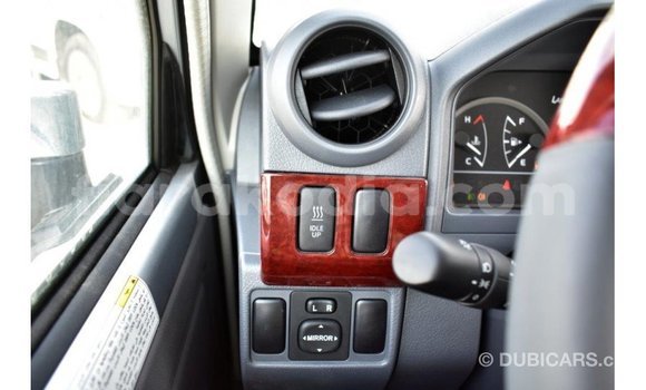 Acheter Import Voiture Toyota Land Cruiser Autre à Import - Dubai, Diana Acheter Import Voiture Toyota Land Cruiser Autre à Import - Dubai, Diana