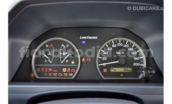 Acheter Import Voiture Toyota Land Cruiser Autre à Import - Dubai, Diana Acheter Import Voiture Toyota Land Cruiser Autre à Import - Dubai, Diana
