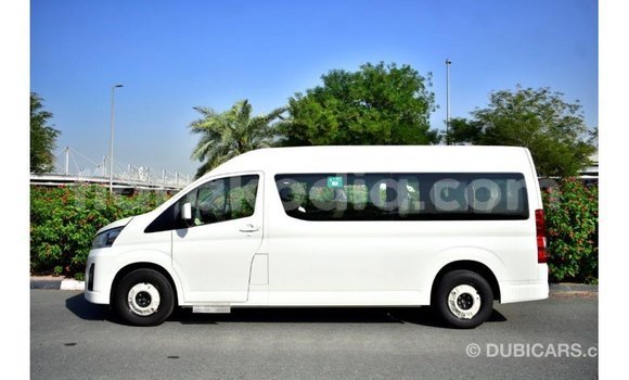 Hividy Toyota Hiace fotsy Car in Import - Dubai in Diana Hividy Toyota Hiace fotsy Car in Import - Dubai in Diana