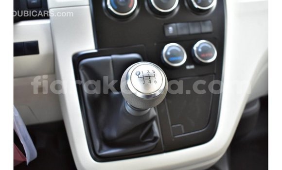 Hividy Toyota Hiace fotsy Car in Import - Dubai in Diana Hividy Toyota Hiace fotsy Car in Import - Dubai in Diana