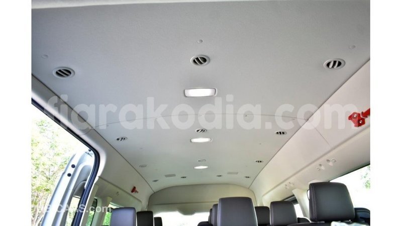 Big with watermark toyota hiace diana import dubai 4562