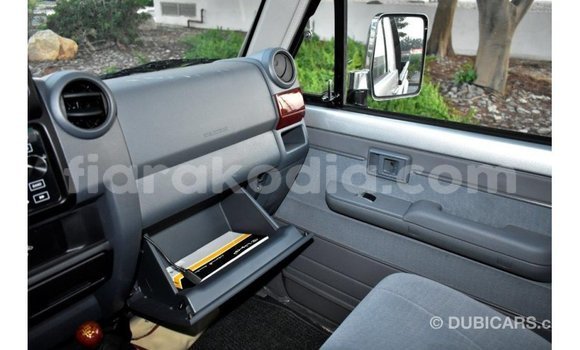 Hividy Toyota Land Cruiser Hafa Car in Import - Dubai in Diana Hividy Toyota Land Cruiser Hafa Car in Import - Dubai in Diana