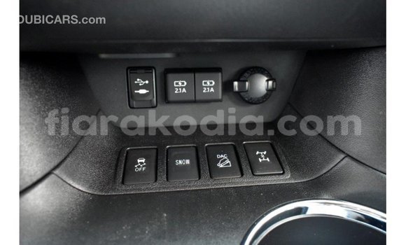 Acheter Import Voiture Toyota Highlander Noir à Import - Dubai, Diana Acheter Import Voiture Toyota Highlander Noir à Import - Dubai, Diana