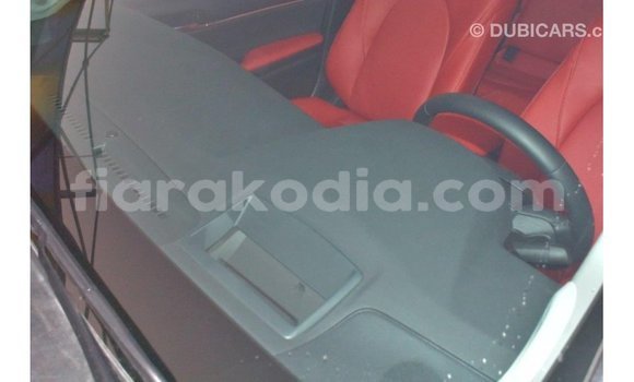 Acheter Import Voiture Toyota Camry Blanc à Import - Dubai, Diana Acheter Import Voiture Toyota Camry Blanc à Import - Dubai, Diana