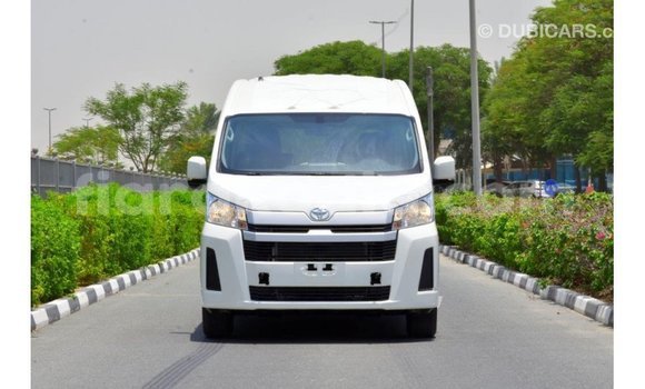 Acheter Import Voiture Toyota Hiace Blanc à Import - Dubai, Diana Acheter Import Voiture Toyota Hiace Blanc à Import - Dubai, Diana