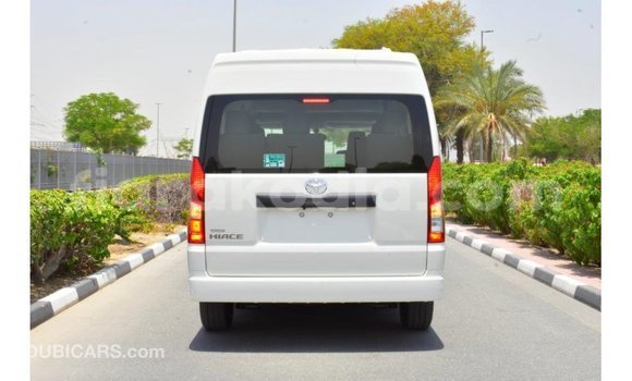 Acheter Import Voiture Toyota Hiace Blanc à Import - Dubai, Diana Acheter Import Voiture Toyota Hiace Blanc à Import - Dubai, Diana