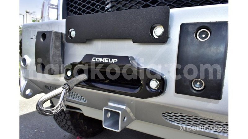 Big with watermark toyota land cruiser diana import dubai 4568