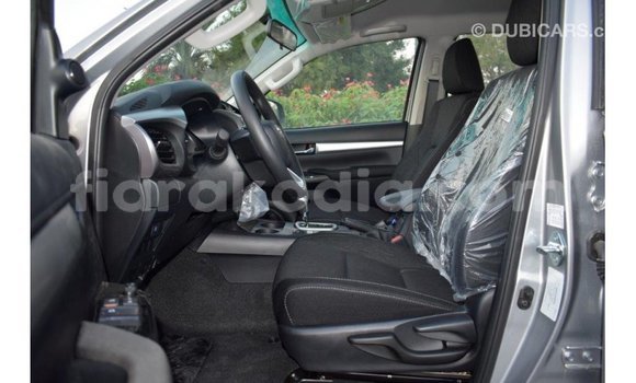 Acheter Import Voiture Toyota Hilux Autre à Import - Dubai, Diana Acheter Import Voiture Toyota Hilux Autre à Import - Dubai, Diana