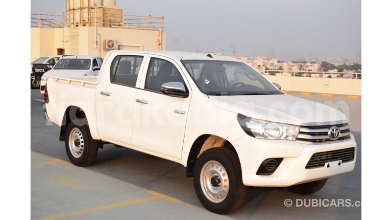 Big with watermark toyota hilux diana import dubai 4571