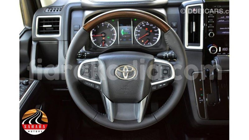 Big with watermark toyota granvia diana import dubai 4576