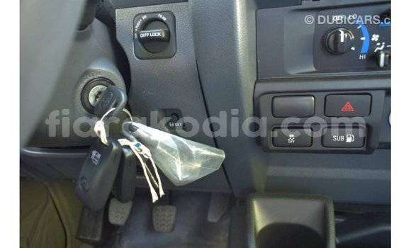 Acheter Import Voiture Toyota Land Cruiser Autre à Import - Dubai, Diana Acheter Import Voiture Toyota Land Cruiser Autre à Import - Dubai, Diana