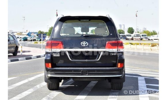 Acheter Import Voiture Toyota Land Cruiser Noir à Import - Dubai, Diana Acheter Import Voiture Toyota Land Cruiser Noir à Import - Dubai, Diana