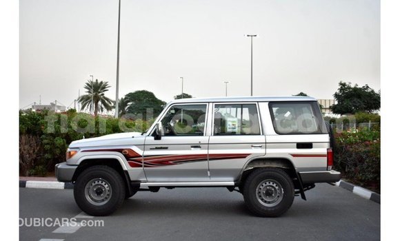 Acheter Import Voiture Toyota Land Cruiser Autre à Import - Dubai, Diana Acheter Import Voiture Toyota Land Cruiser Autre à Import - Dubai, Diana