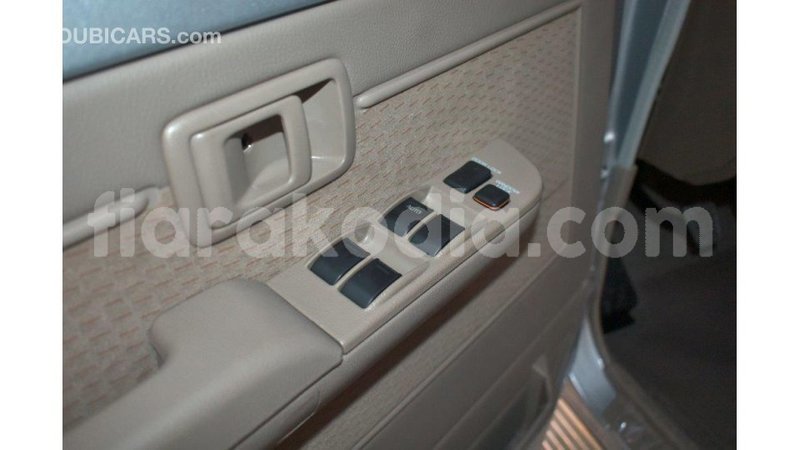Big with watermark toyota land cruiser diana import dubai 4584