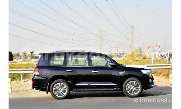 Acheter Import Voiture Toyota Land Cruiser Noir à Import - Dubai, Diana Acheter Import Voiture Toyota Land Cruiser Noir à Import - Dubai, Diana