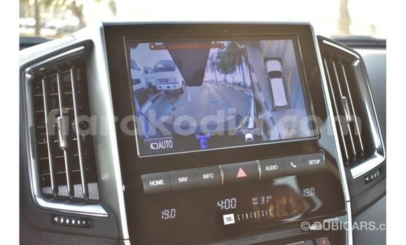 Acheter Import Voiture Toyota Land Cruiser Noir à Import - Dubai, Diana Acheter Import Voiture Toyota Land Cruiser Noir à Import - Dubai, Diana