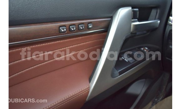 Acheter Import Voiture Toyota Land Cruiser Noir à Import - Dubai, Diana Acheter Import Voiture Toyota Land Cruiser Noir à Import - Dubai, Diana