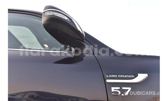 Acheter Import Voiture Toyota Land Cruiser Noir à Import - Dubai, Diana Acheter Import Voiture Toyota Land Cruiser Noir à Import - Dubai, Diana