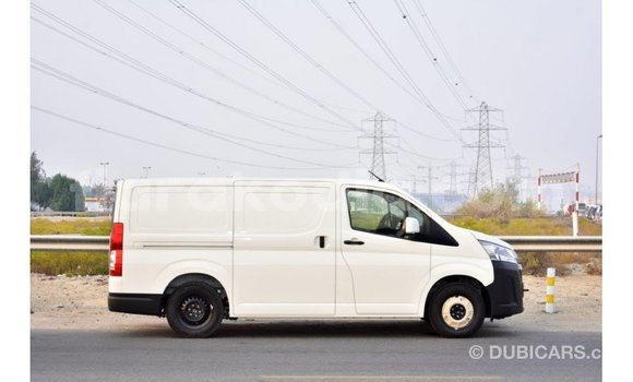 Acheter Import Voiture Toyota Hiace Blanc à Import - Dubai, Diana Acheter Import Voiture Toyota Hiace Blanc à Import - Dubai, Diana
