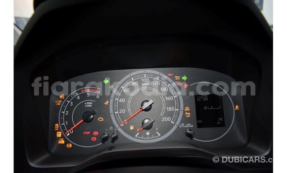 Acheter Import Voiture Toyota Hiace Blanc à Import - Dubai, Diana Acheter Import Voiture Toyota Hiace Blanc à Import - Dubai, Diana