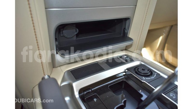 Big with watermark toyota land cruiser diana import dubai 4602