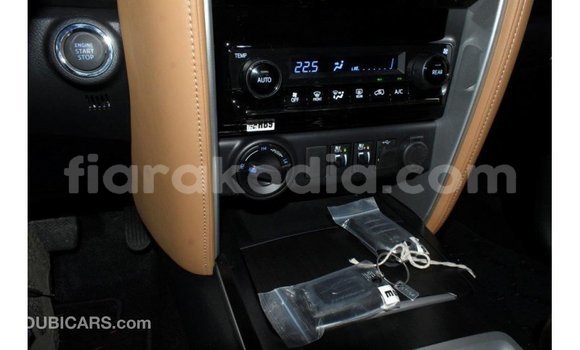 Hividy Toyota Fortuner fotsy Car in Import - Dubai in Diana Hividy Toyota Fortuner fotsy Car in Import - Dubai in Diana