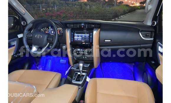Hividy Toyota Fortuner fotsy Car in Import - Dubai in Diana Hividy Toyota Fortuner fotsy Car in Import - Dubai in Diana
