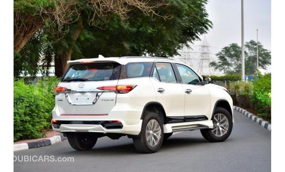 Hividy Toyota Fortuner fotsy Car in Import - Dubai in Diana Hividy Toyota Fortuner fotsy Car in Import - Dubai in Diana