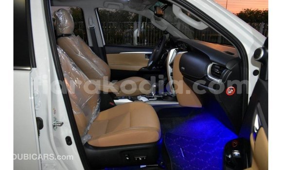 Hividy Toyota Fortuner fotsy Car in Import - Dubai in Diana Hividy Toyota Fortuner fotsy Car in Import - Dubai in Diana